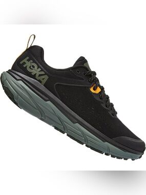 Hoka Clifton 6 Running Shoe in Black and White